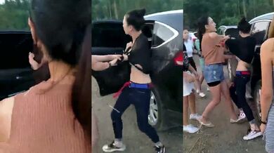 斗鱼清纯嫩妹 莹莹宝 骚舞自慰福利 前凸后翘极品身材 摇臀晃乳诱人心魄 双指扣弄无毛嫩穴 刺激十足！