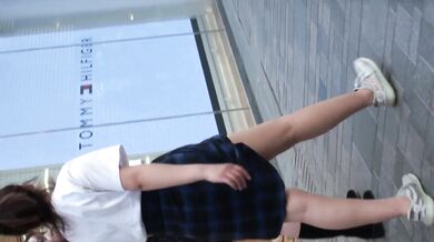 OF拥有八块腹肌的小鲜肉bestzabzeed，约啪极品漂亮高颜值人妻少妇，小鲜肉用吃奶的力气 把她干得 上气不接下气